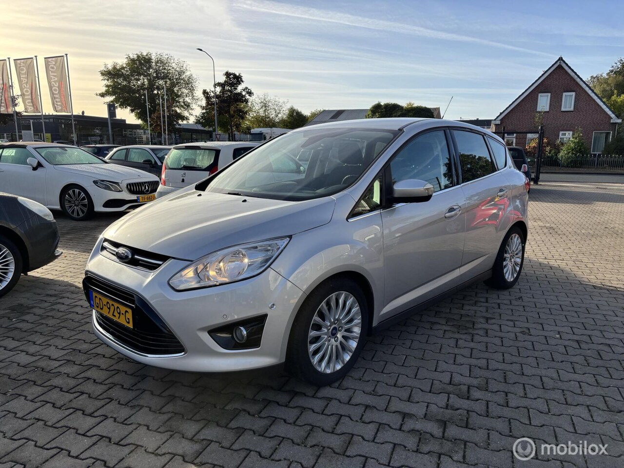 Ford C-Max - Edition Plus Navi camera Cruise Airco Ecc Pdc - AutoWereld.nl