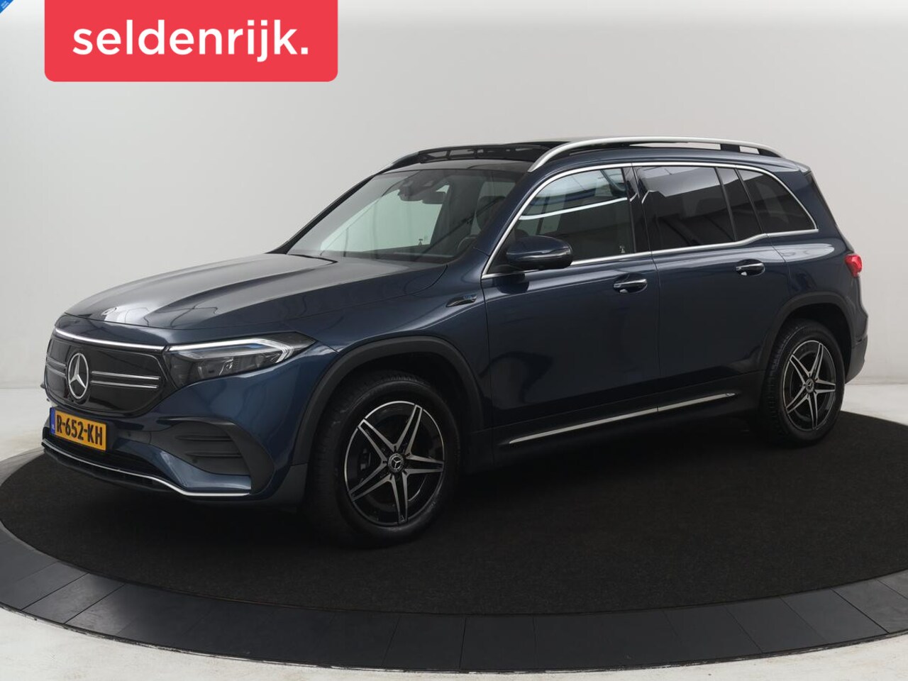 Mercedes-Benz EQB - 300 4MATIC AMG Line 67 kWh | SOH 94,7% | Panoramadak | Half leder | Memory | Stoelverwarmi - AutoWereld.nl