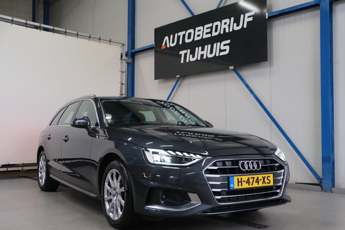 Audi A4 Avant - 35 TFSI Launch edition Business Automaat - Airco, Cruise, Navi, PDC, Trekhaak. - AutoWereld.nl