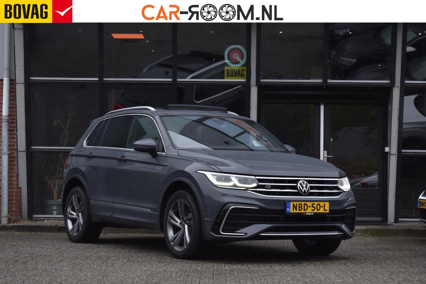 Volkswagen Tiguan - 1.4 TSI eHybrid 3X R-Line Pano HUD Camera Trekhaak - AutoWereld.nl