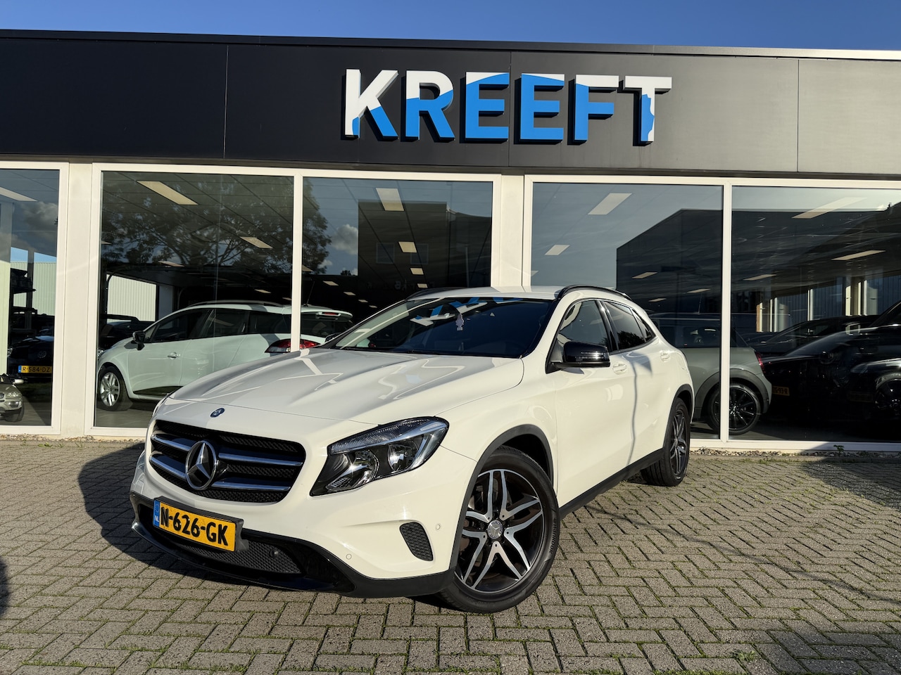 Mercedes-Benz GLA-Klasse - 180 d Prestige Navi | Camera - AutoWereld.nl