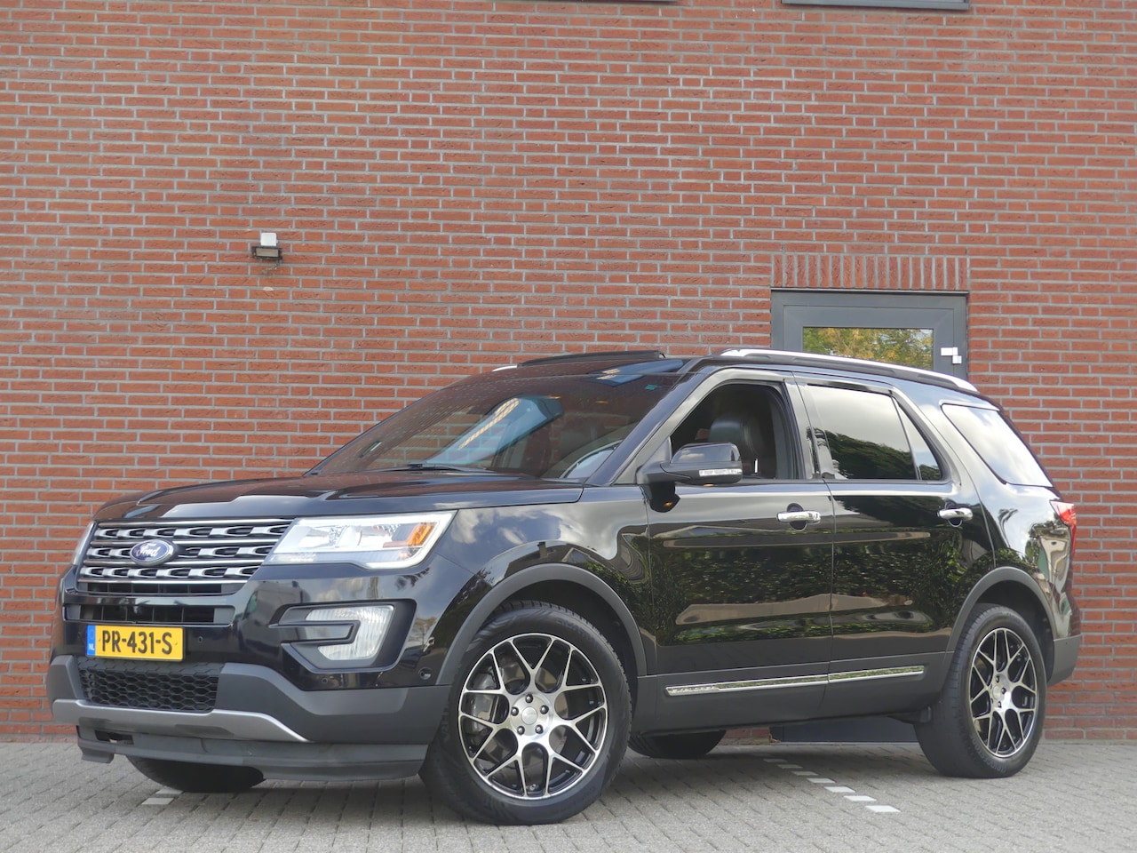 Ford Explorer - 3.5 V6 Full options! 7 persoons - AutoWereld.nl