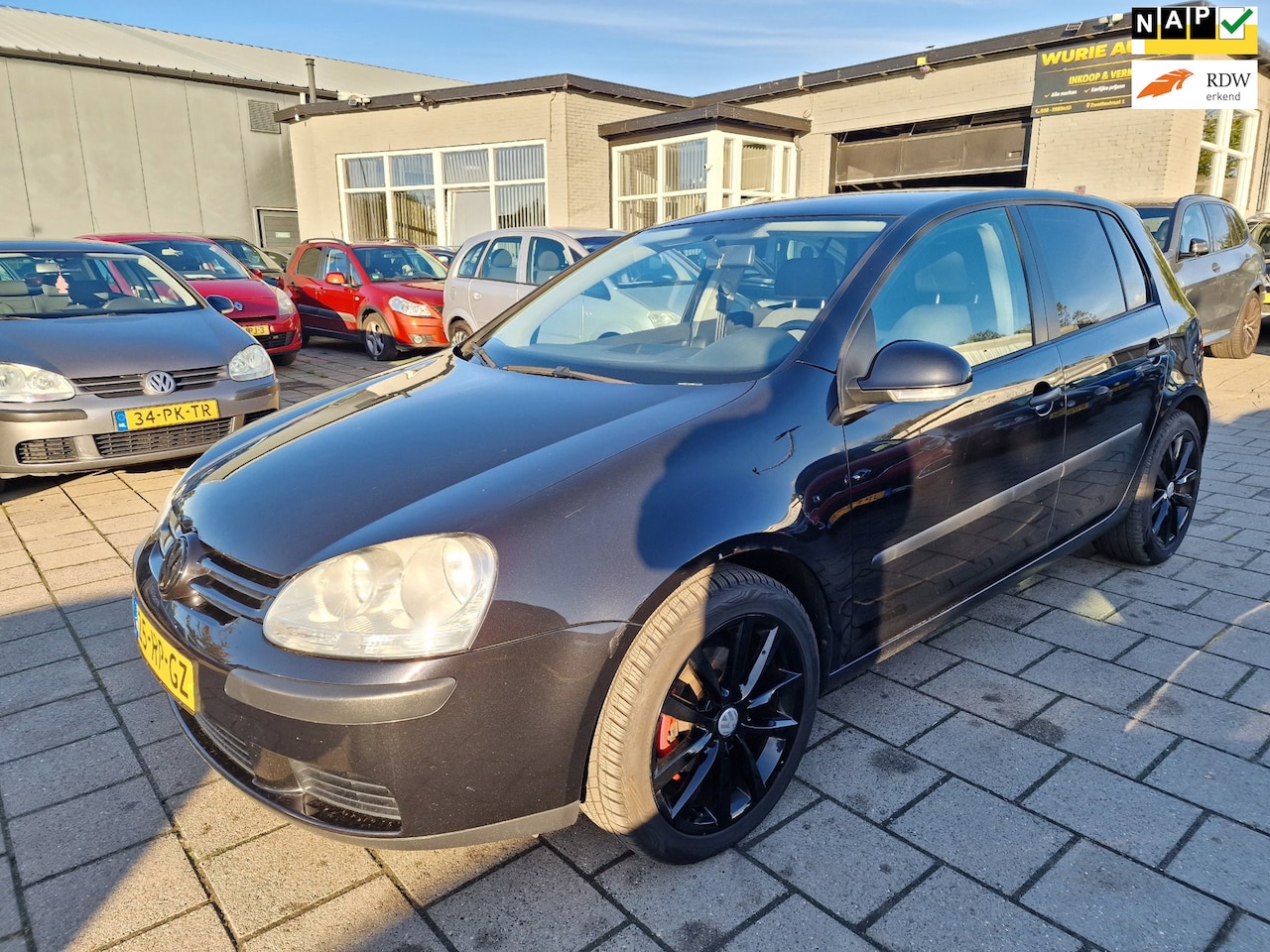 Volkswagen Golf - 1.6 FSI Turijn/Apk 28-9-2027 - AutoWereld.nl