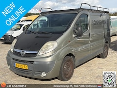 Opel Vivaro - 2.5 CDTI L1H1 | € 2.450, - MARGE | Airco | Bijrijdersbank | Imperiaal | Trekhaak |