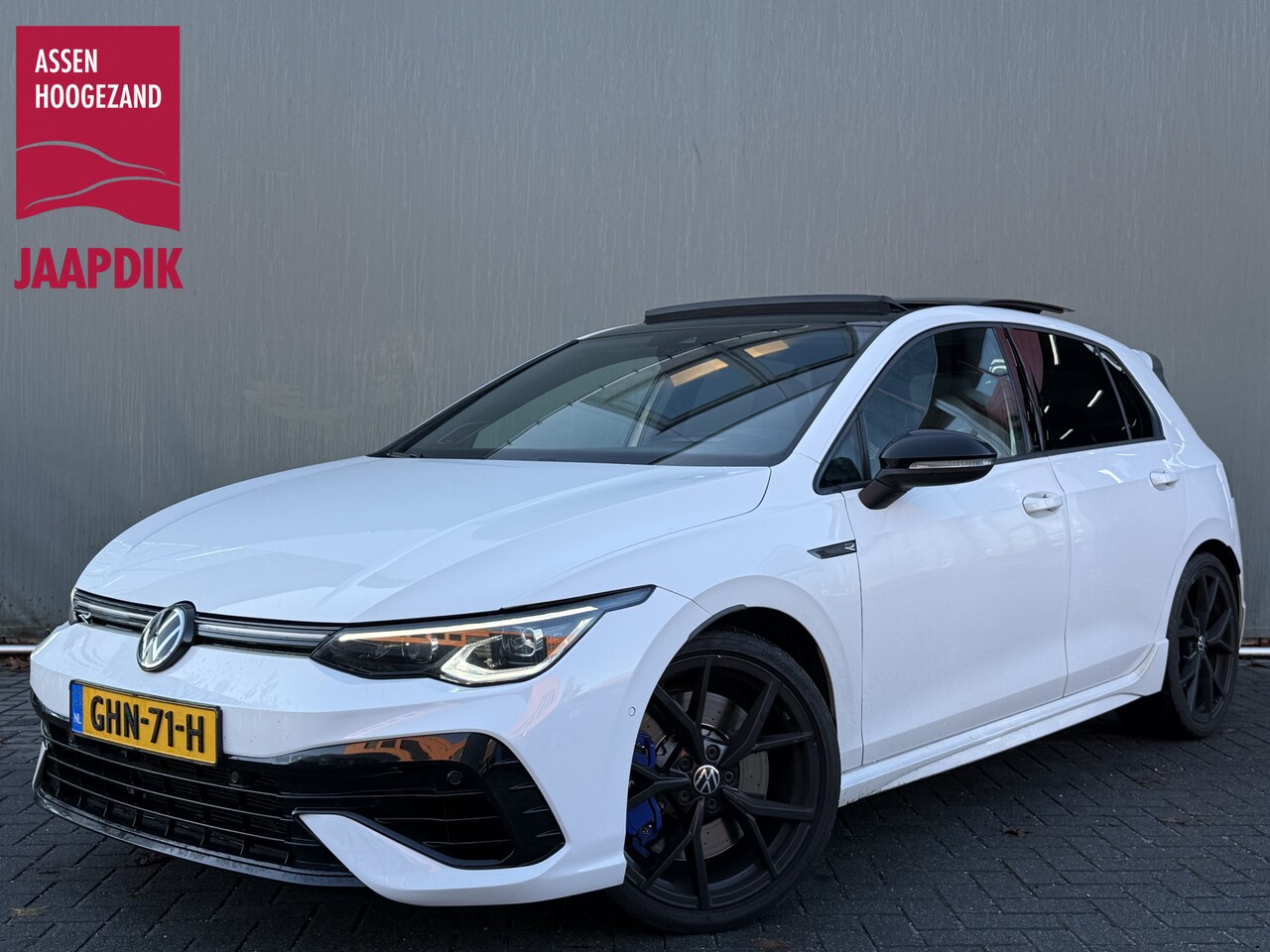 Volkswagen Golf - BWJ 2021 2.0 TSI R PERFORMANCE 320 PK 4Motion AKRA | PANO | STOELVERKOEL. | STOEL+STUUR VE - AutoWereld.nl