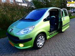 Peugeot 1007 - 1.4 Urban 114.000km. Clima Schuifdeuren Hoge instap