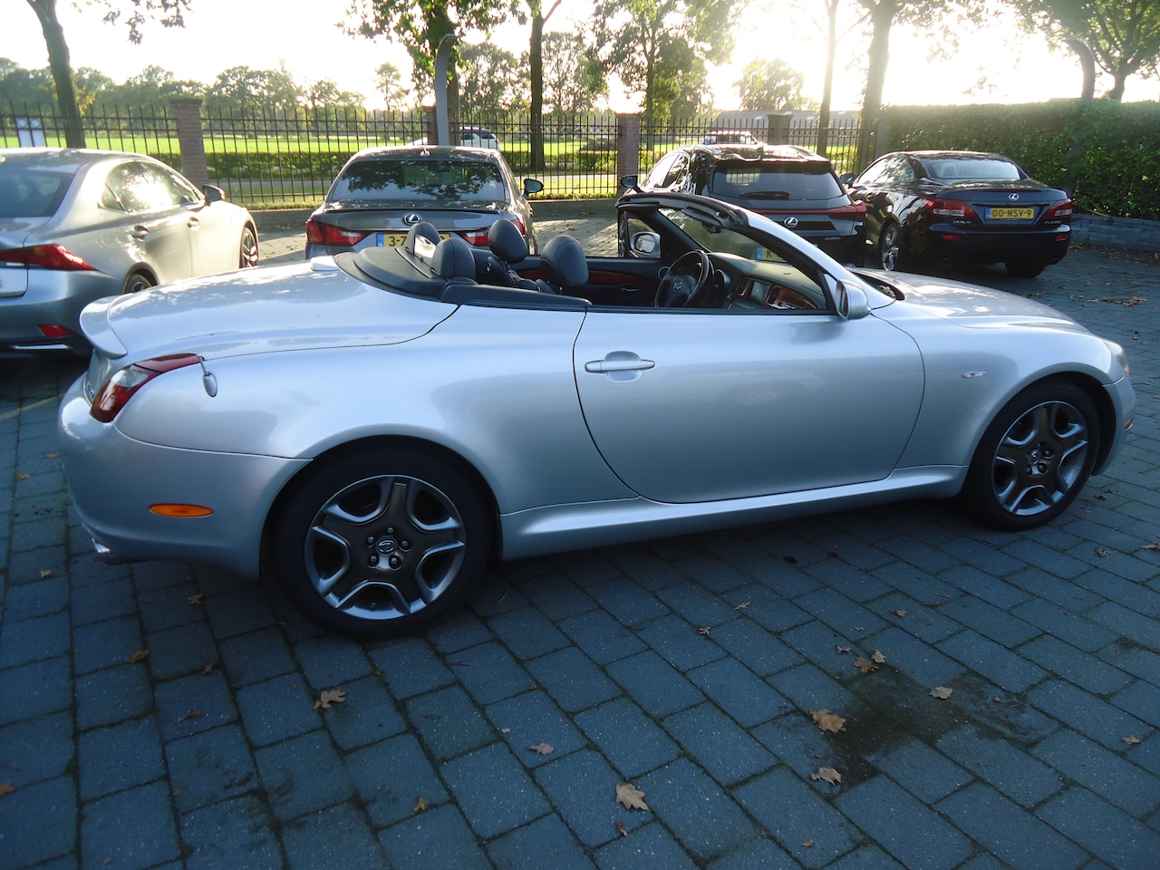 Lexus SC - 430 DE ENIGSTE FACELIFT IN NEDERLAND TE KOOP