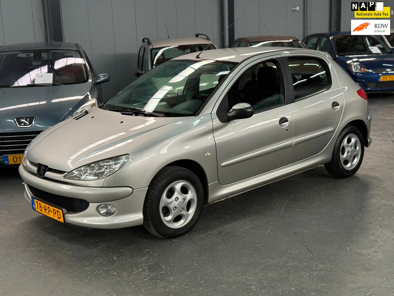 Peugeot 206 - 1.4 Air-line 2 Nieuwe APK Trekhaak NAP Airco - AutoWereld.nl