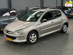 Peugeot 206 - 1.4 Air-line 2 Nieuwe APK Trekhaak NAP Airco