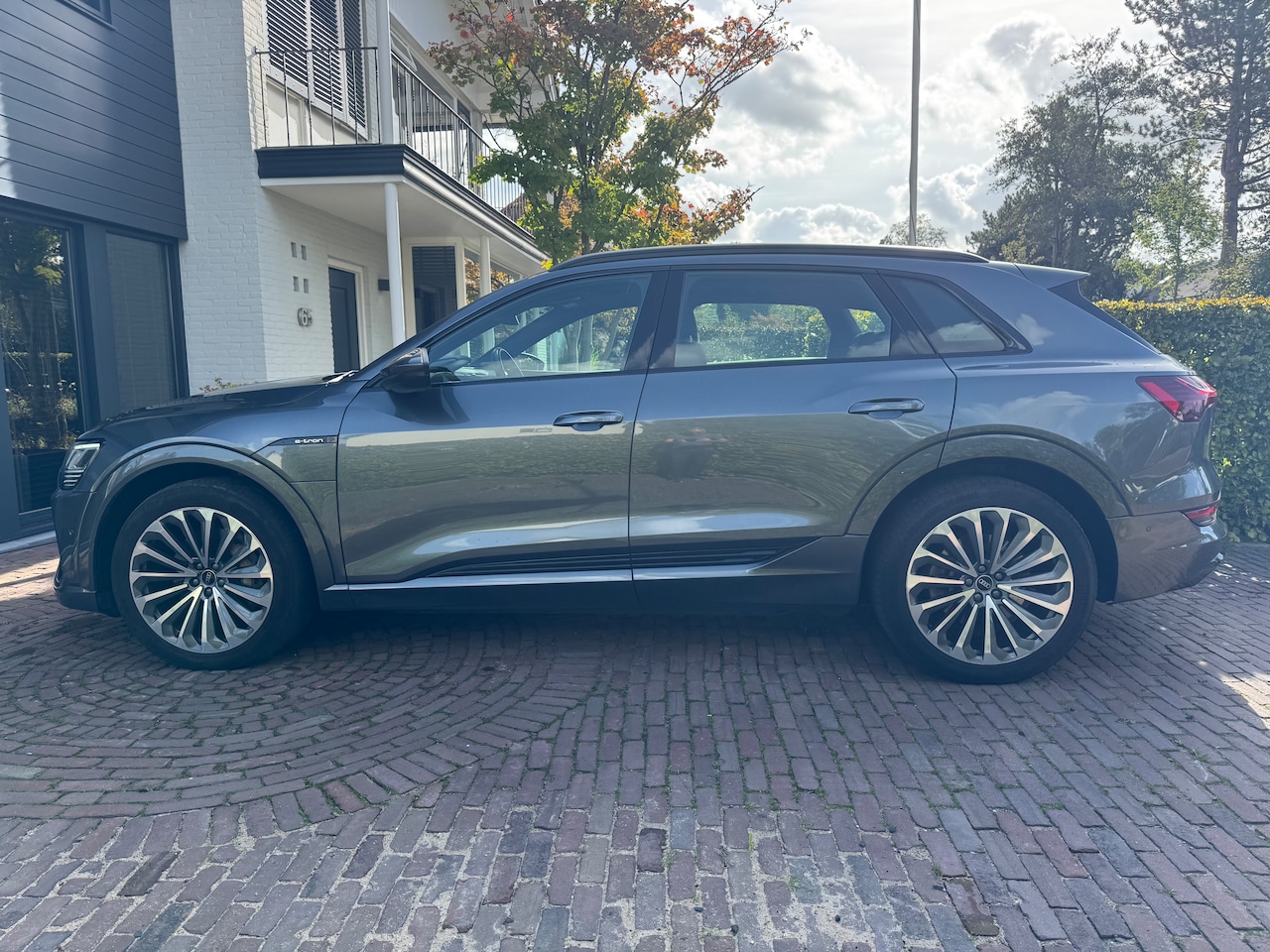 Audi e-tron - 55 quattro S edition - AutoWereld.nl