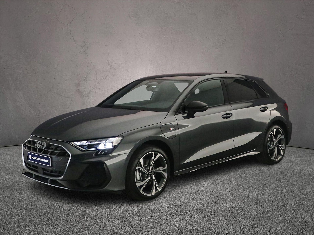 Audi A3 Sportback - 40 TFSI e S edition | Panoramadak | Camera | Adapt Cruise | Zwart optiek | Privacy Glas | - AutoWereld.nl