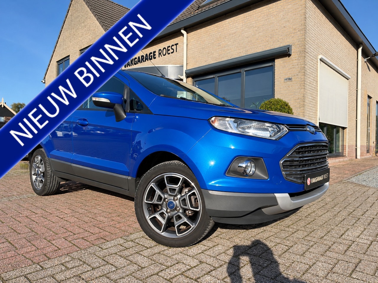 Ford EcoSport - 1.0 EcoBoost Titanium Navigatie / Stoelverwarming / Keyless - AutoWereld.nl