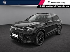 Volkswagen Tiguan - 1.5 272pk DSG eHybrid R-Line Edition · Panoramadak · Wegklapbare Trekhaak · 360 Camera · V