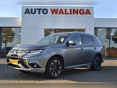 Mitsubishi Outlander - 2.0 PHEV instyle Leer | Trekhaak | 360 Camera | 4wd | Standkachel |