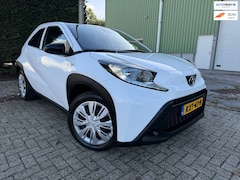 Toyota Aygo X - 1.0 VVT-i S-CVT Play Automaat/Carplay /Camera