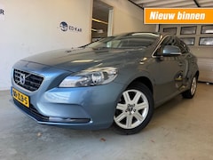 Volvo V40 - 1.6 T3 Momentum CLIMA NAVI CAMERA DISTR VV NETTE AUTO NAP APK 12-2027