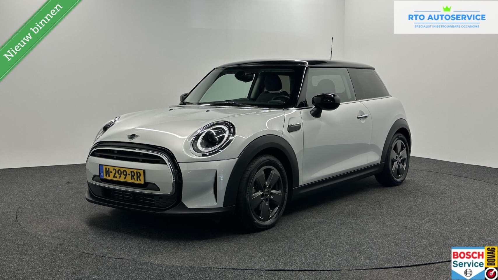 MINI 3-Deurs - 1.5 Cooper Business Edition|Carplay|Navi|Airco|Cruise|NAP| - AutoWereld.nl