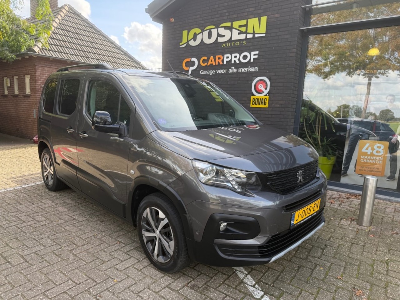 Peugeot Rifter - 1.2 Puretech GT-Line 1.2 PURETECH GT-LINE - AutoWereld.nl