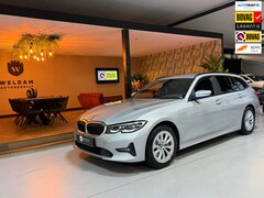 BMW 3-serie Touring - 330e eDrive Edition Garantie|SOH 93%|LED|Leder|Navi|Carplay|PDC|Cruise|Clima|Rijklaar