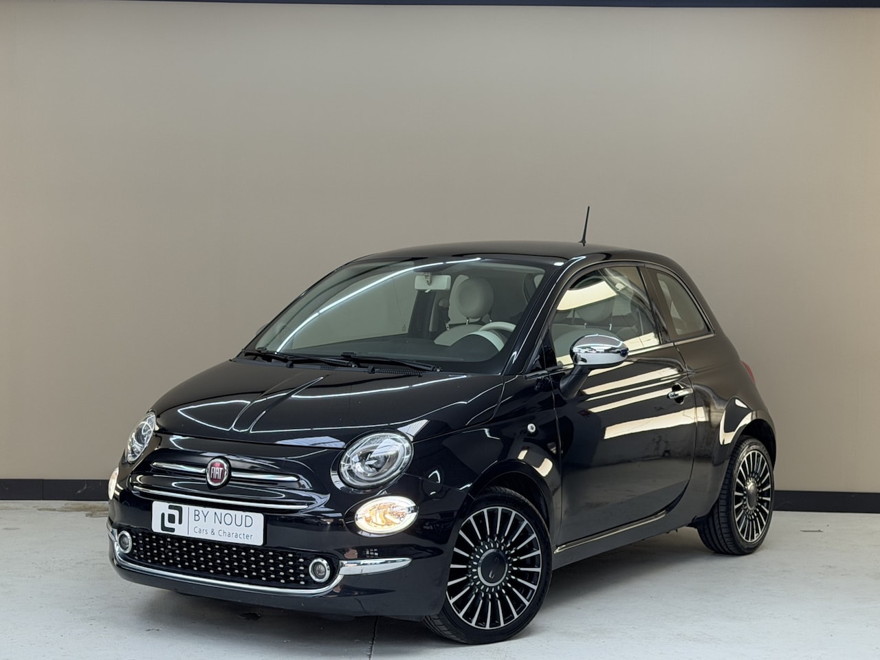 Fiat 500 - 0.9 TwinAir Turbo Lounge 0.9 TwinAir Turbo Lounge, 86Pk, 2019, Panoramadak, Nieuwe koppeling, BTW auto, Cruise cont - AutoWereld.nl