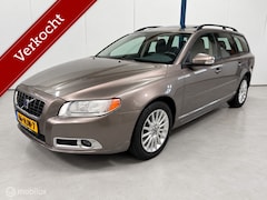 Volvo V70 - 2.5T Momentum NL-AUTO / SCHUIFDAK