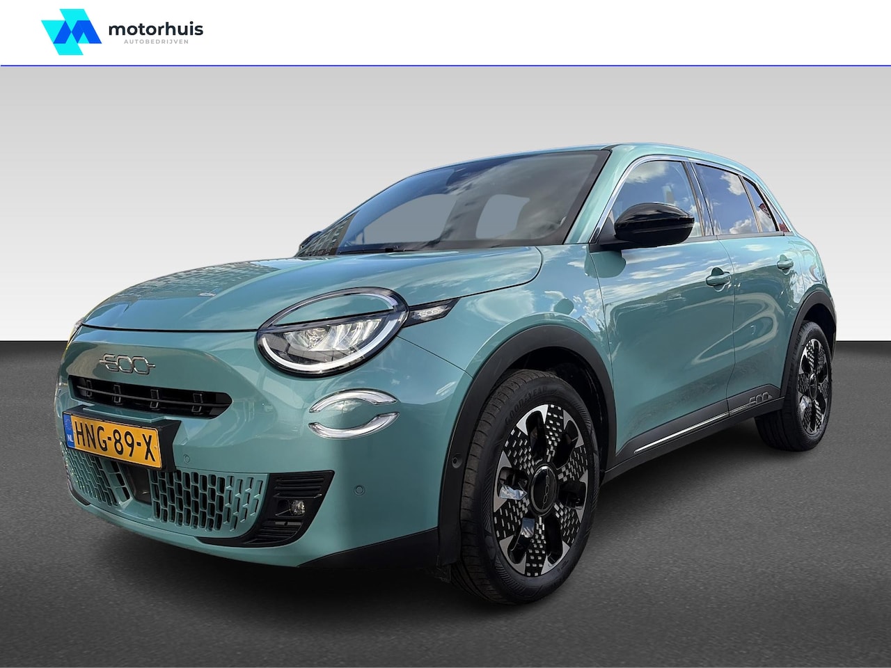 Fiat 600 - 1.2 Hybrid La Prima CARPLAY/CAMERA/SENSOREN RONDOM/ WITTE BEKLEDING - AutoWereld.nl