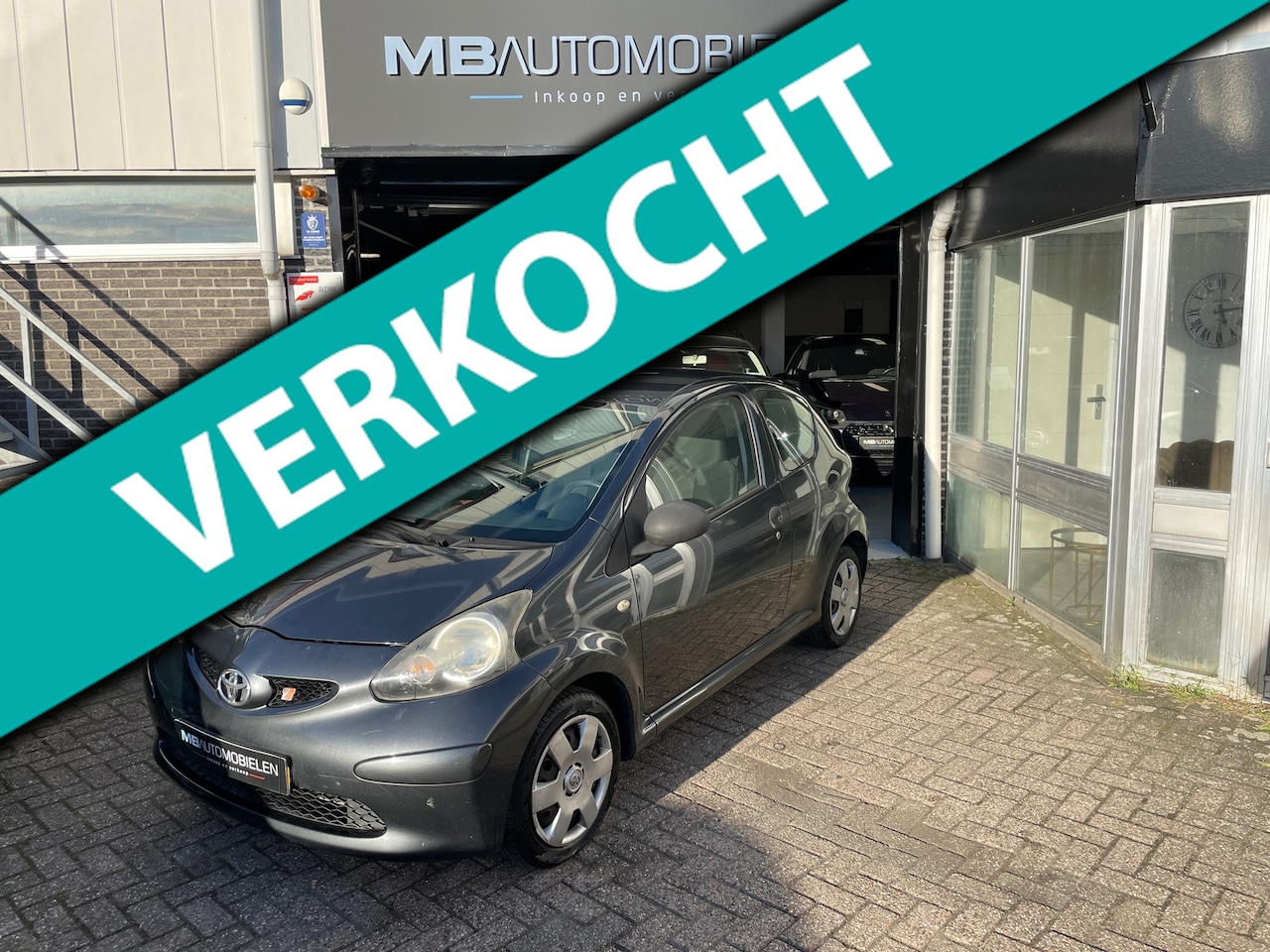 Toyota Aygo - 1.0-12V/3 Deurs/Nap/1 Jaar APK!/Rijdt en Schakelt Goed! - AutoWereld.nl