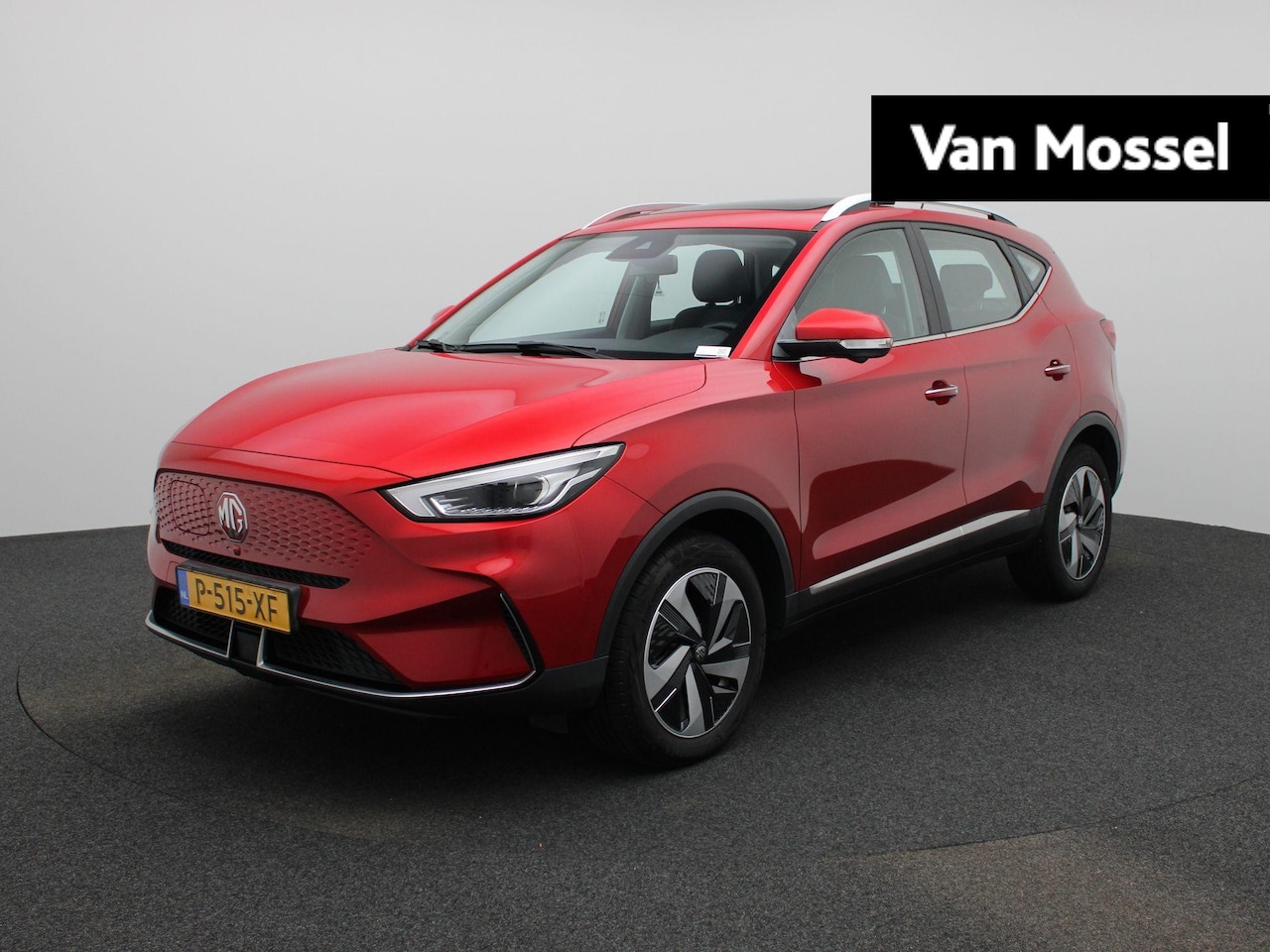 MG MG ZS EV - Standard Range Luxury 50 kWh 360 Camera | Pano | Carplay | Warmtepomp | Cruise control | E - AutoWereld.nl