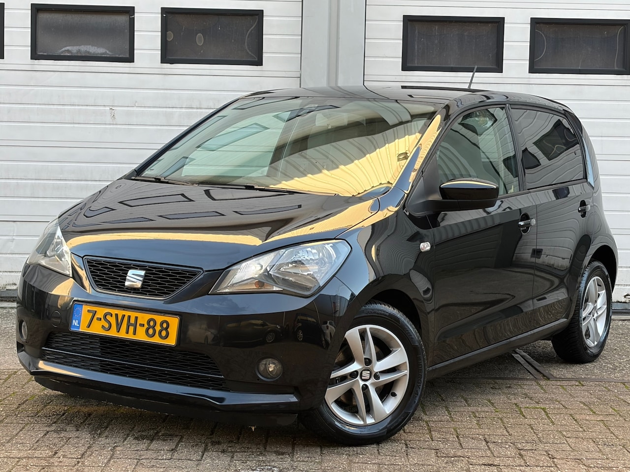 SEAT Mii - 1.0 Chill Out Nieuw apk carplay cruise control elektrisch ramen airco parkeersensoren - AutoWereld.nl