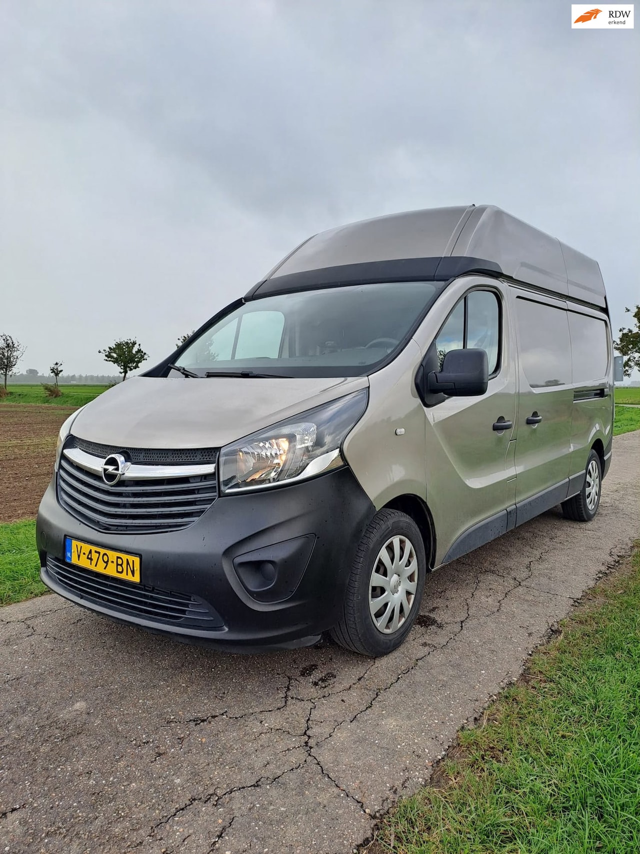 Opel Vivaro - 1.6 CDTI L2H2 Edition EcoFlex / trekhaak / airco / cruise control - AutoWereld.nl