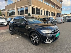 Volkswagen T-Roc - 1.5 TSI R-Line Automaat 2022 Navi Camera carplay