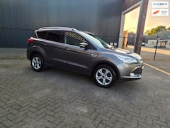 Ford Kuga - Kuga 1.6 Titanium | 2013 | Benzine | Cruise controle | Parkeer sensoren|