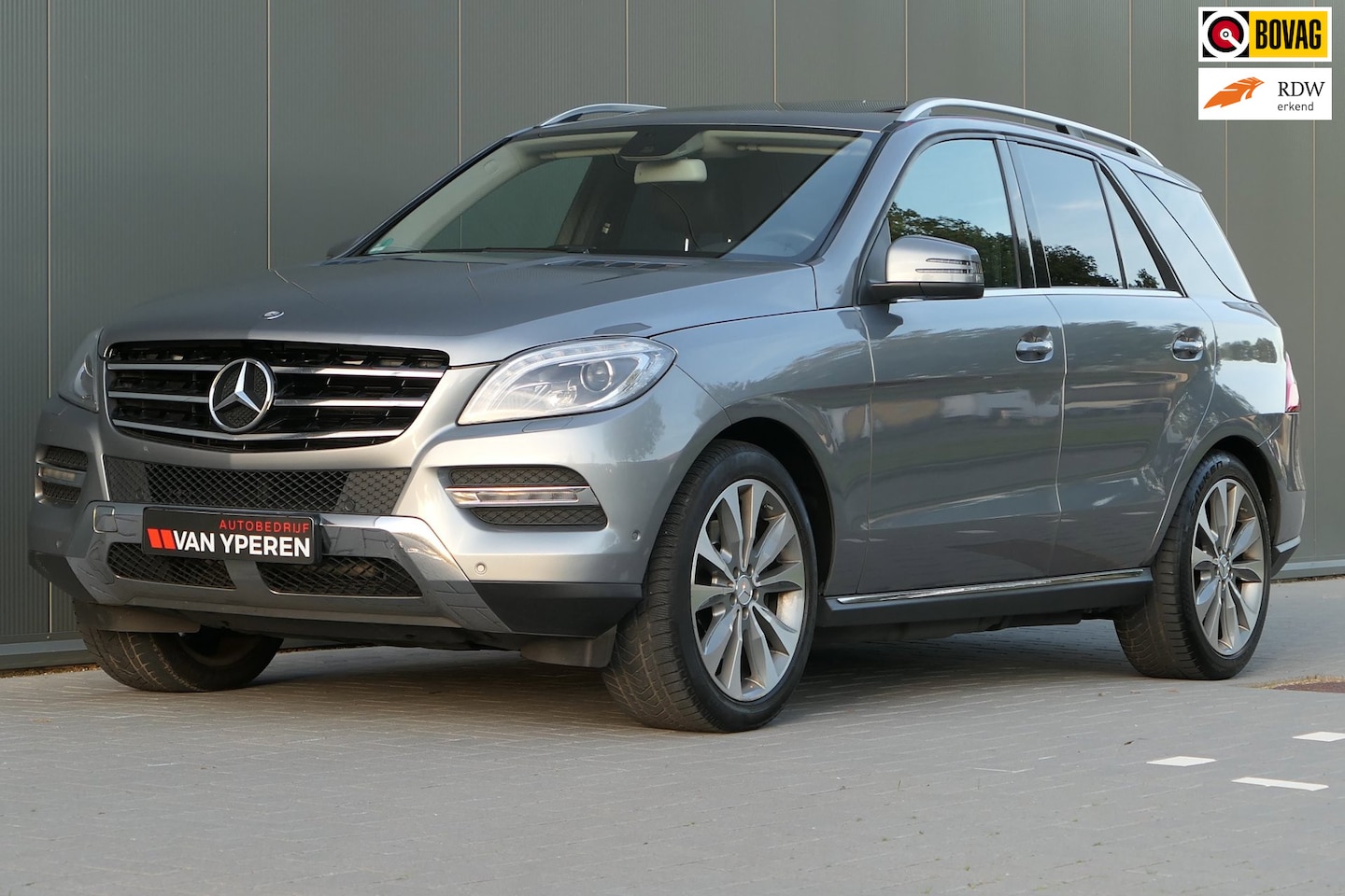 Mercedes-Benz M-klasse - 350 Massage H&K Luchtvering Schuifdak Memory Stoel verw/vent - AutoWereld.nl