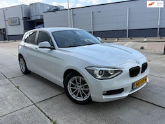 BMW 1-serie - 116i Business+ Automaat NAVI Clima Leer