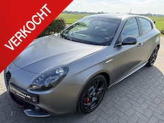 Alfa Romeo Giulietta - 1.750 Turbo Veloce Mat grijs - Panoramadak - Sportstoelen