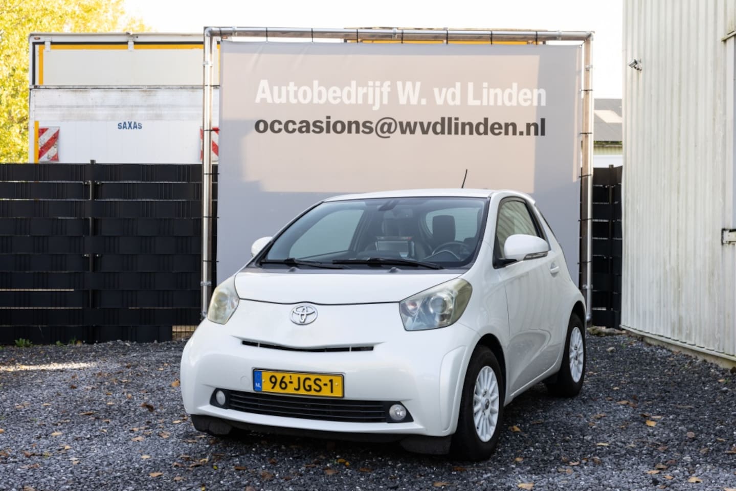 Toyota iQ - 1.0 VVTi Aspiration 1.0 VVTi Aspiration - AutoWereld.nl