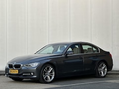 BMW 3-serie - 328i 245PK l Harman/Kardon l Head-up l Leer l