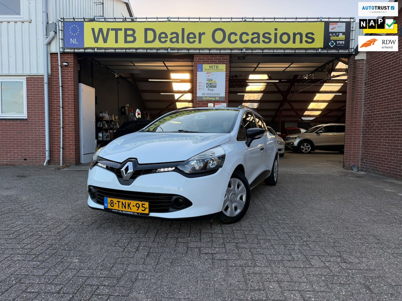 Renault Clio Estate - 0.9 TCe Authentique 0.9 TCe Authentique, Nw. APK, Airco, USB - AutoWereld.nl