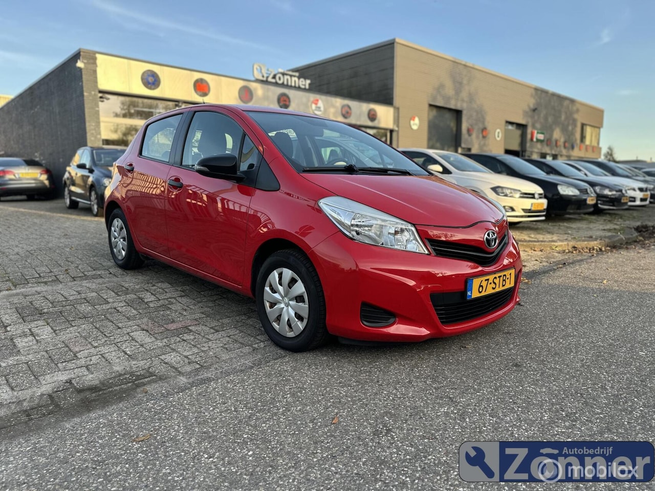 Toyota Yaris - 1.0 VVT-i Comfort 1.0 VVT-i Comfort - AutoWereld.nl