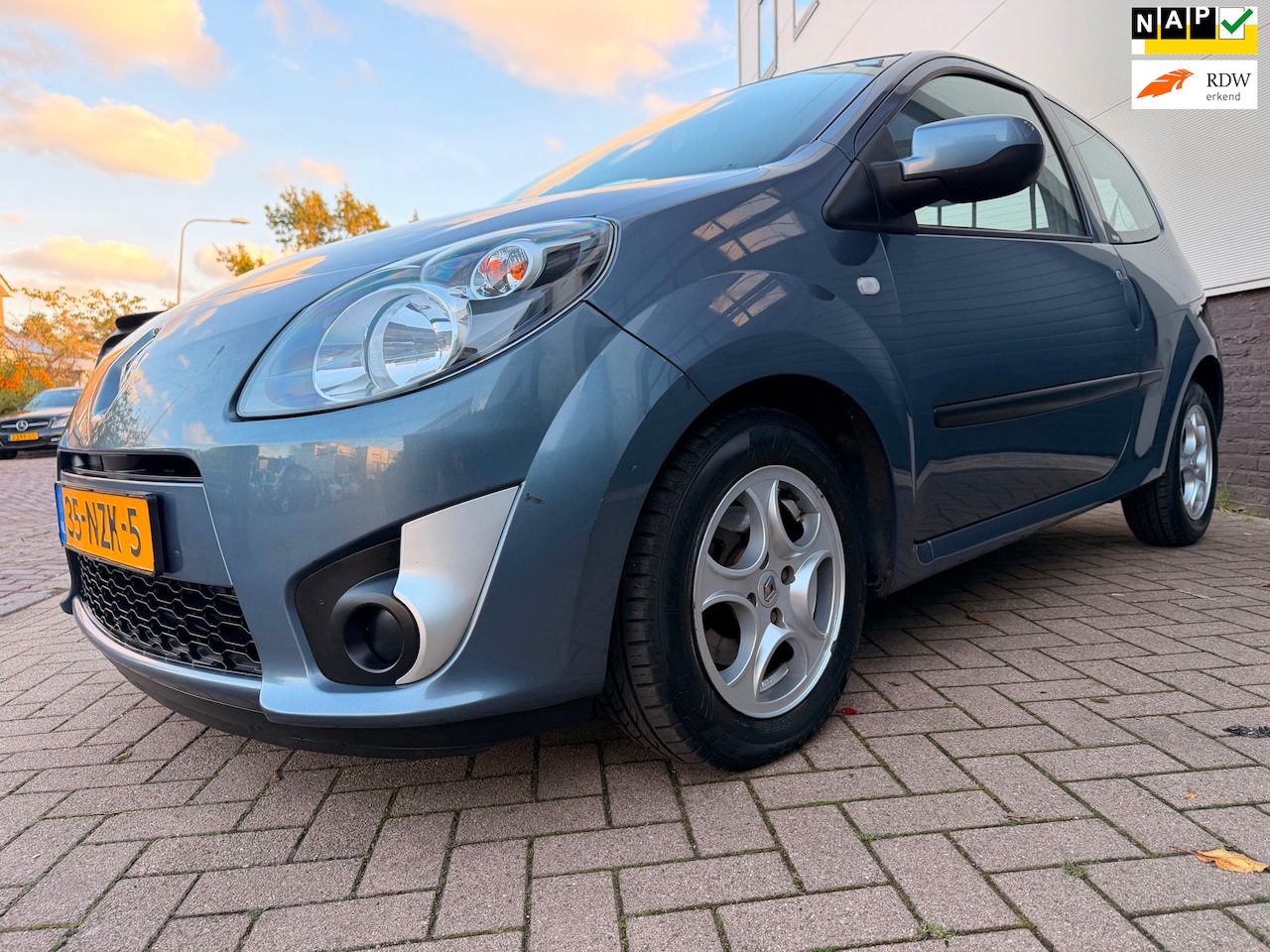 Renault Twingo - 1.2-16V Authentique/1eigenaar/56381 km Nap/Aux/Elek-pakket/Lmv - AutoWereld.nl