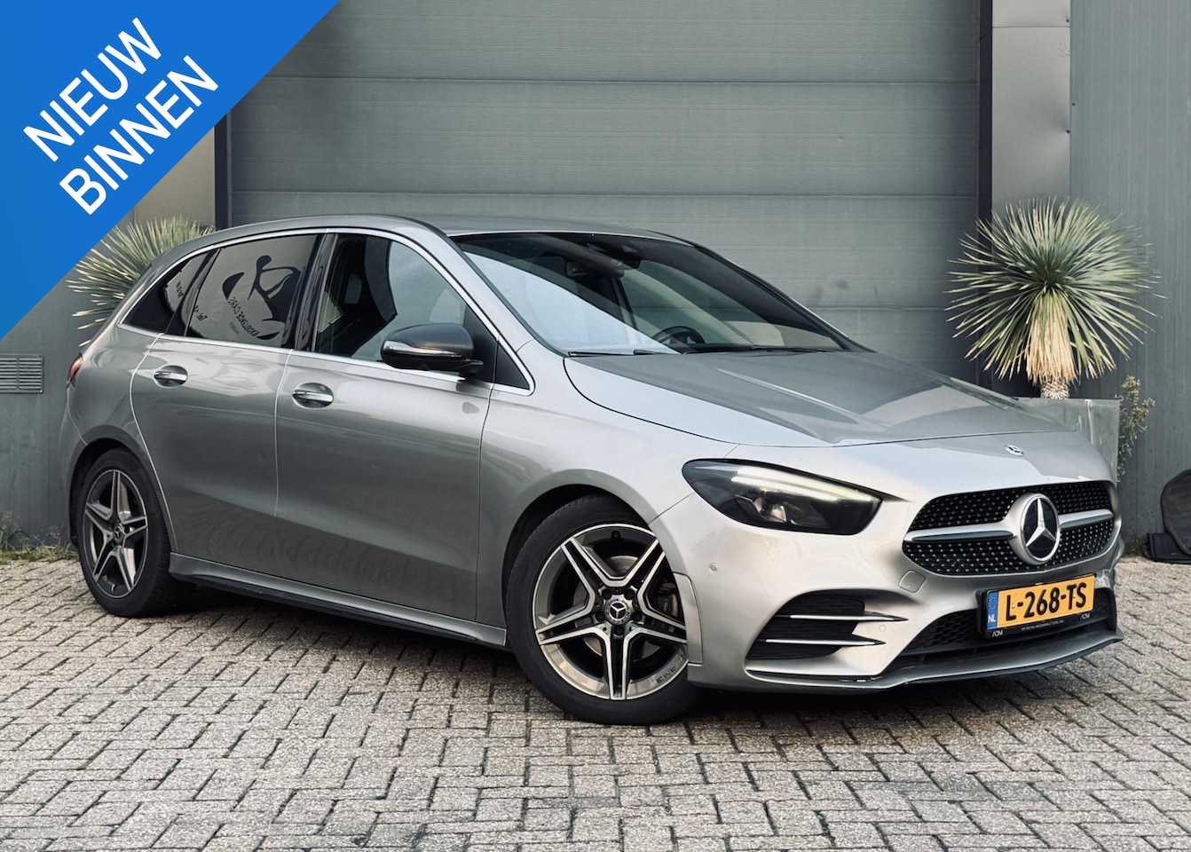 Mercedes-Benz B-klasse - 180d Premium Plus 180d Premium Plus - AutoWereld.nl
