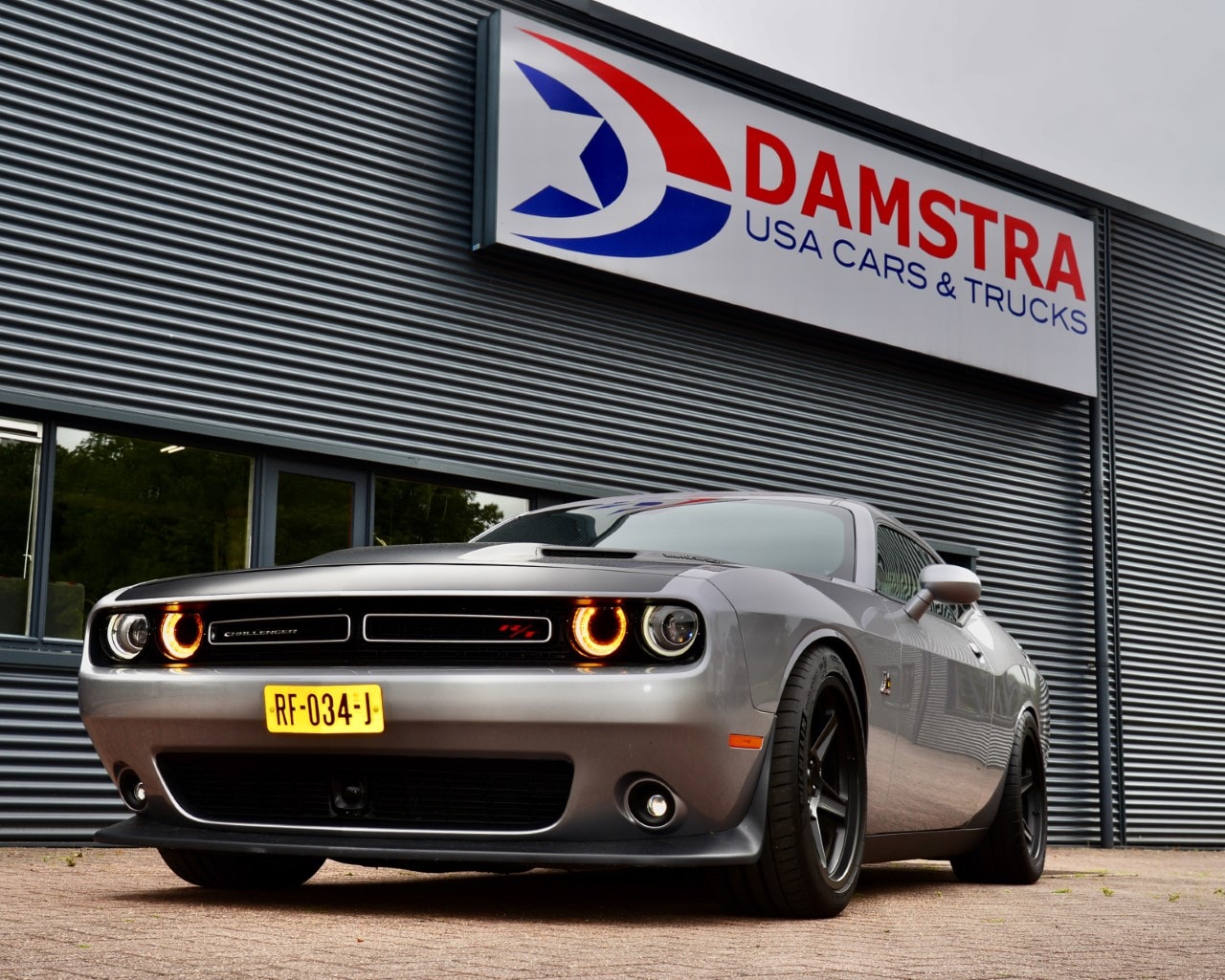 Dodge Challenger - SRT-8 Scatpack supercharged - AutoWereld.nl