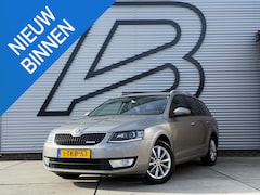 Skoda Octavia Combi - 1.6 TDI Greenline Businessline 2e Eigenaar|Navi|Trekhaak|Clima|Cruise|PDC|Stoelverwarming|