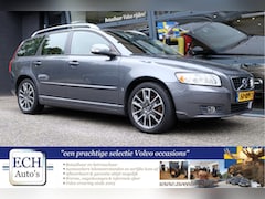 Volvo V50 - 2.0 145 pk Business Pro Edition, Leer, 17 inch, Trekhaak