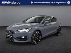 CUPRA Leon - 1.4 e-Hybrid 245PK VZ Performance / Supersport Stuur / Stuur + Stoelverwarming / App-Conne