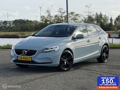 Volvo V40 - 2.0 T2 Momentum