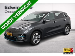 Kia e-Niro - DynamicPlusLine 64 kWh | SOH 100% | 3 Fase laden | Schuif/kanteldak | Half Leder | Andriod