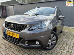 Peugeot 2008 - 1.2 PureTech Blue Lion 2e EIG/Dealer odh/Pano