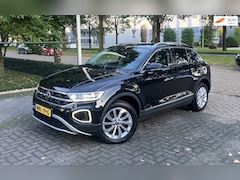 Volkswagen T-Roc - 1.5 TSI R-Line Navi, Carplay, L.m