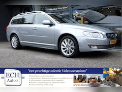 Volvo V70 - 2.0 T4 190 pk Aut. Polar+, Schuifdak, Leer, Xenon, Trekhaak
